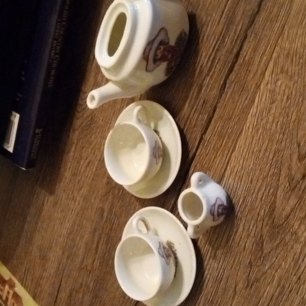 Mini tea set